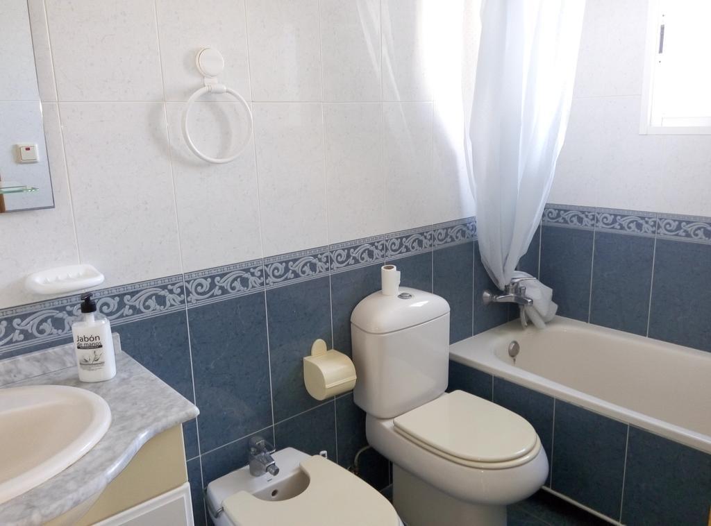Apartamentos Arenales Del Sol III Екстериор снимка