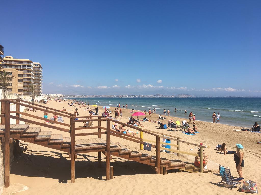 Apartamentos Arenales Del Sol III Екстериор снимка